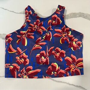 Athleta women's conscious crop printed top‎ built-in shelf bra size small NWOT